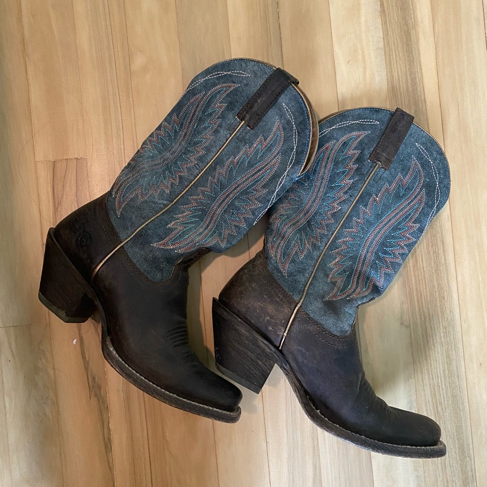 Ariat Tan and Blue Leather Boots